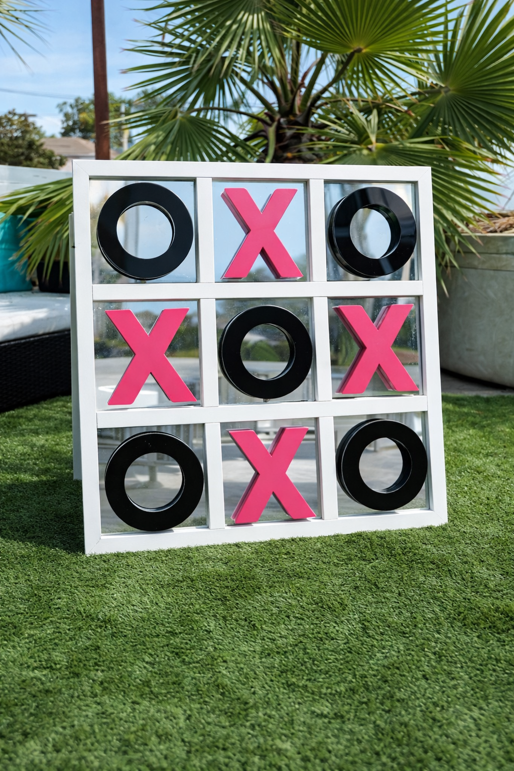 Jumbo size tic tac toe