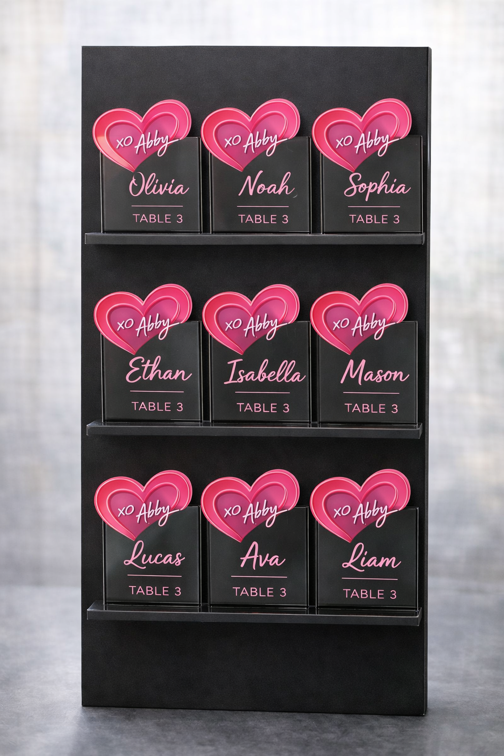 Personalized Acrylic Seating Card – “xo” Heart Design